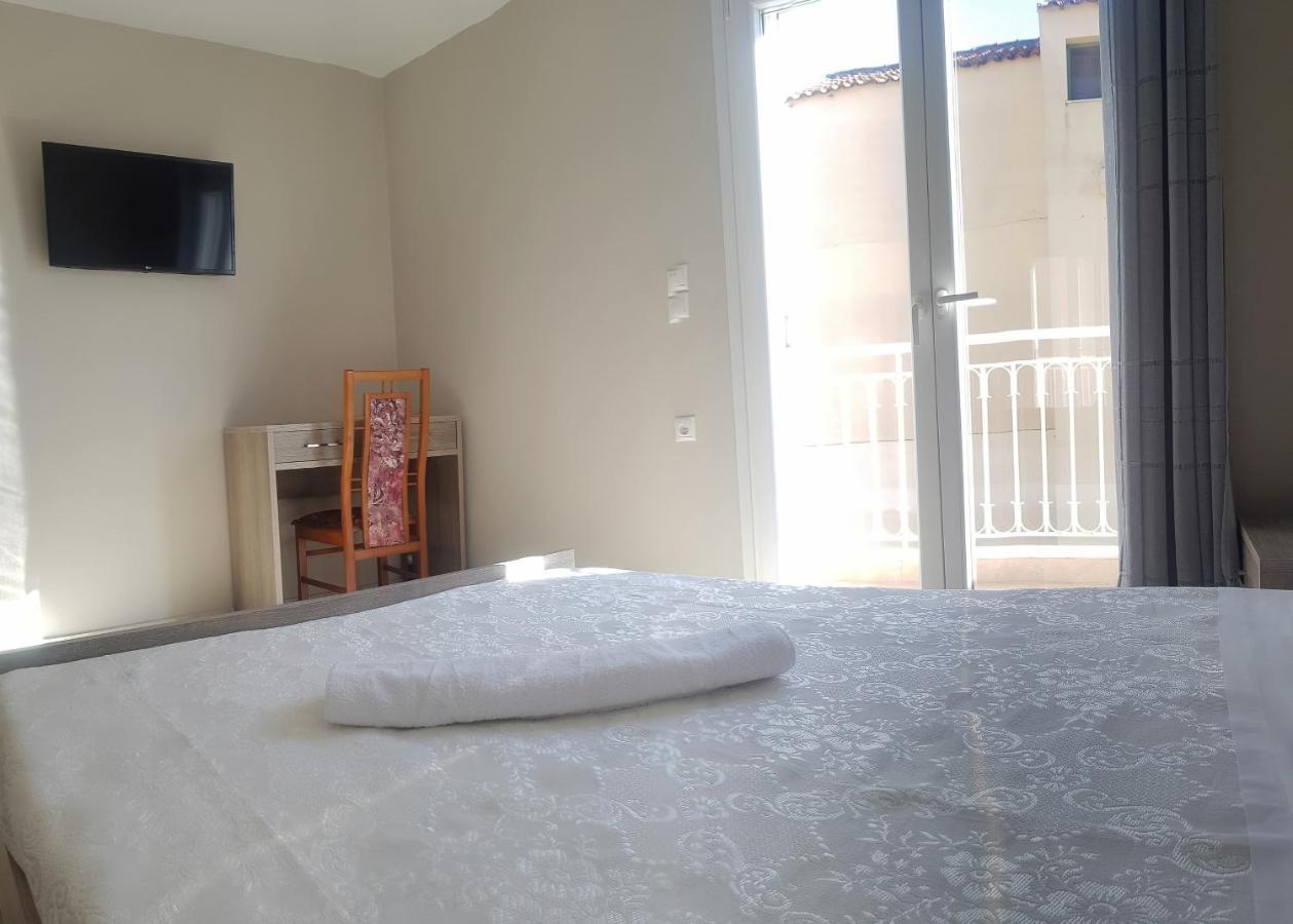 Harry'S Apartment Lefkimmi  Bagian luar foto